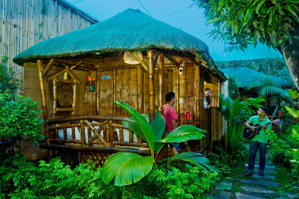 Oyo 678 Blessie'S Bed And Breakfast 푸에르토프린세사 외부 사진