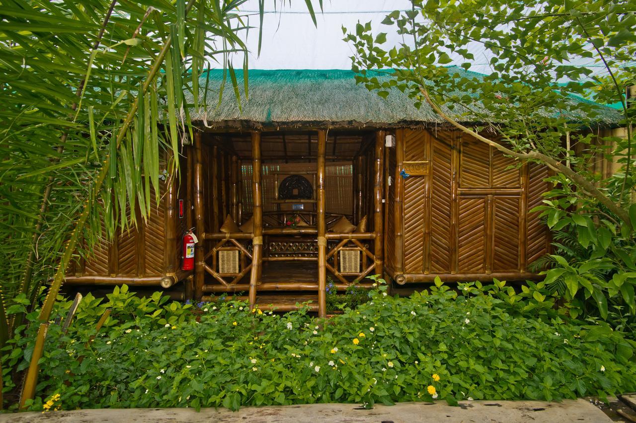 Oyo 678 Blessie'S Bed And Breakfast 푸에르토프린세사 외부 사진